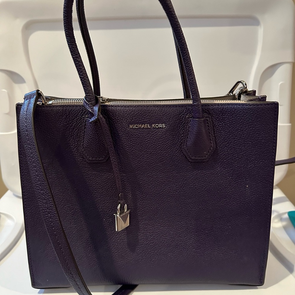 Michael Kors Large Mercer Bag (Purple)
